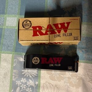 RAW Cone Filler - Black and Red